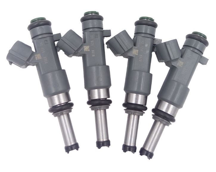 4 x Fuel Injectors For Nissan Frontier X-Trail 2.5L 4L 16600-EA00A