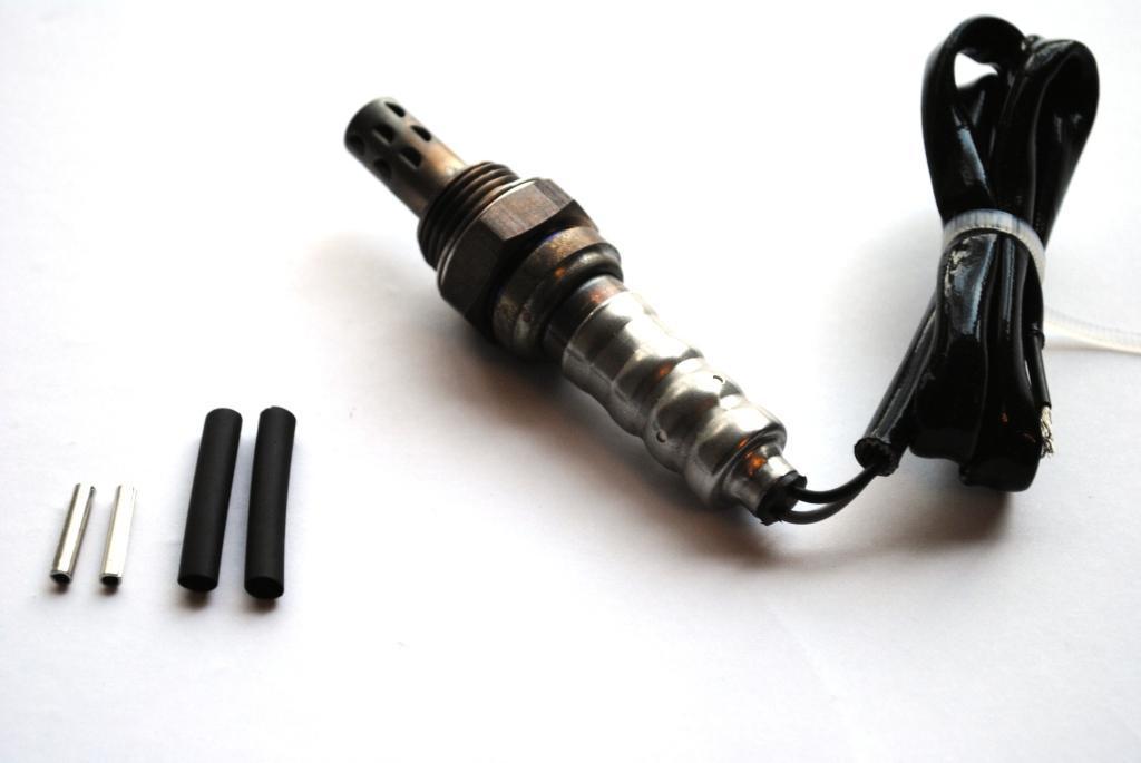 NEW Universal 2 Wire O2 Oxygen Sensor with Quality Crimps & Heat Shrin ...